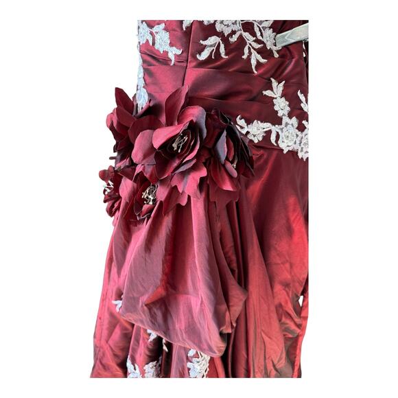 Burgandy Ball Gown Sweetheart Beading Long Taffeta Quinceanera Dress size Medium - Picture 9 of 16